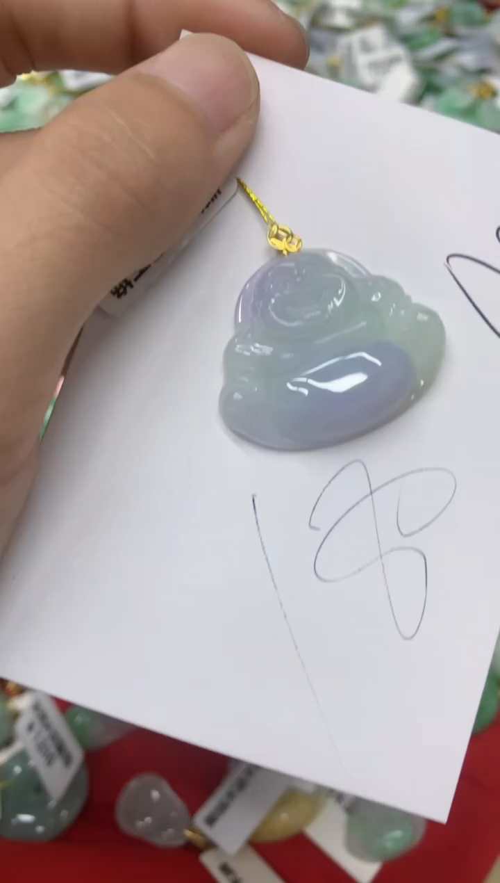 翡翠18K金镶嵌颈饰翡翠