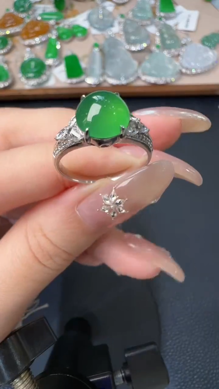 【闪购商品】翡翠戒指18K金镶嵌戒指36