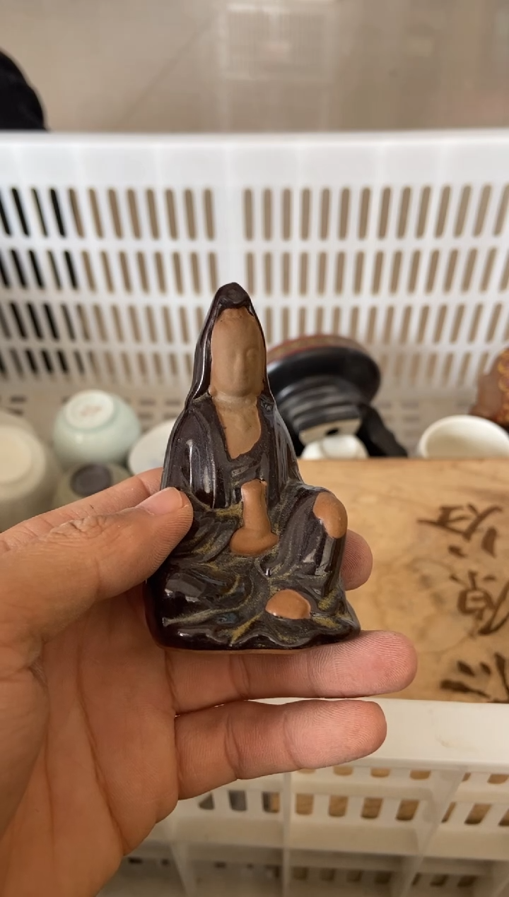 杯无运费险有瑕疵的摄影的产品有使用过的痕迹有点脏介意勿拍