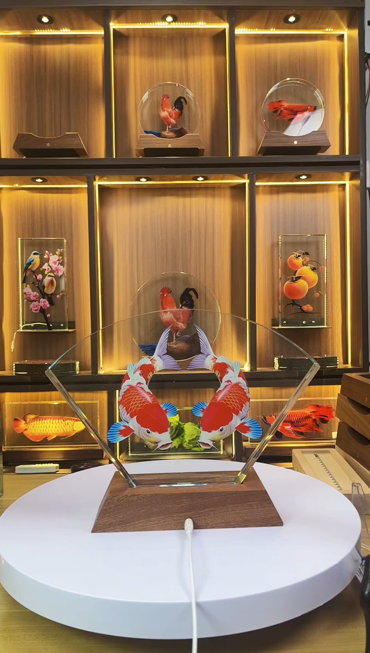 玻璃达*扇形尺寸30*20*4双鲤鱼+底座