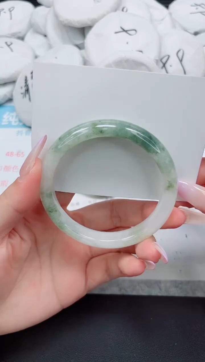 石英质玉手镯未镶嵌160-60.4