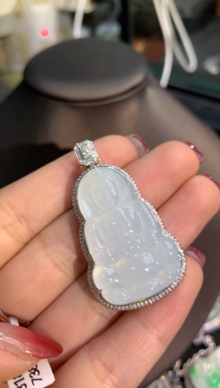 【闪购商品】翡翠吊坠(不含链)18K金镶嵌吊坠