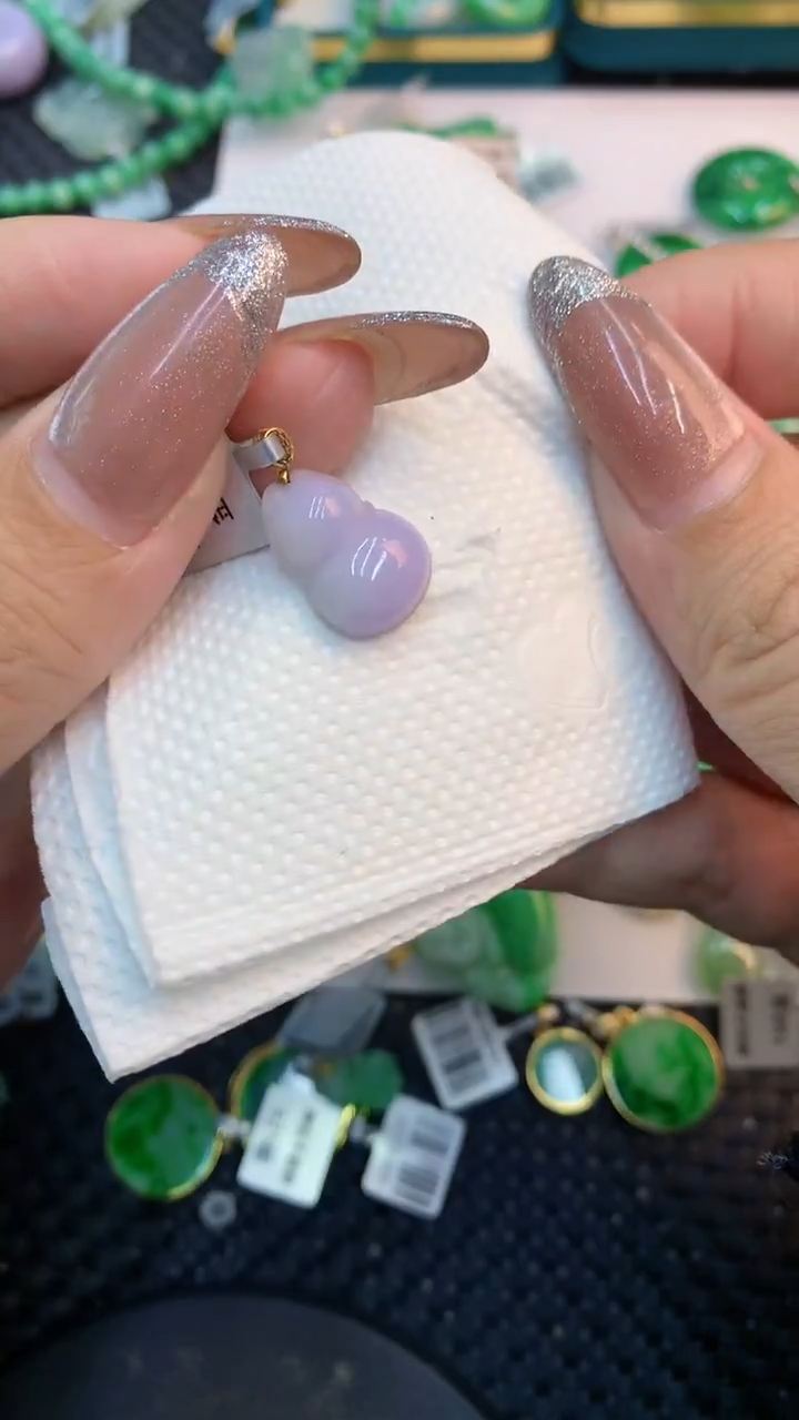 颈饰未镶嵌翡翠1