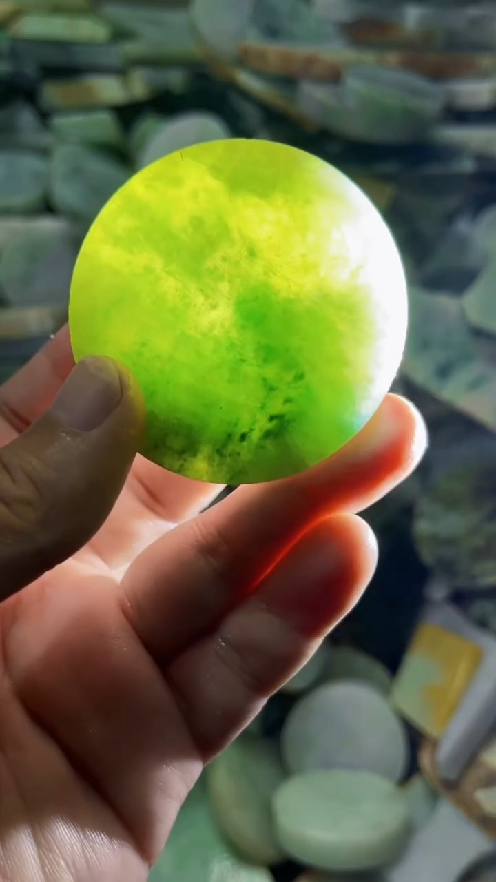 【闪购商品】翡翠挂件未镶嵌A货康壹261