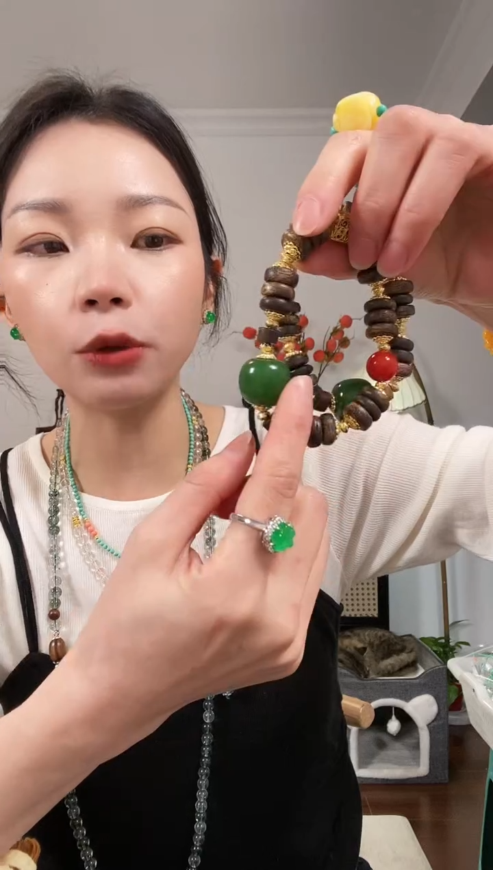 【闪购商品】琥珀颈饰未镶嵌A509AAAAA