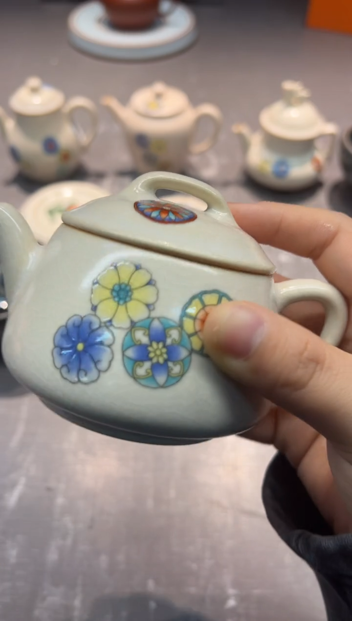 【闪购商品】霖松堂 皮球花·融乐壶