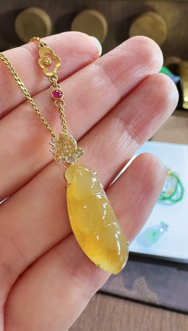 吊坠(不含链)18K金镶嵌翡翠吊坠