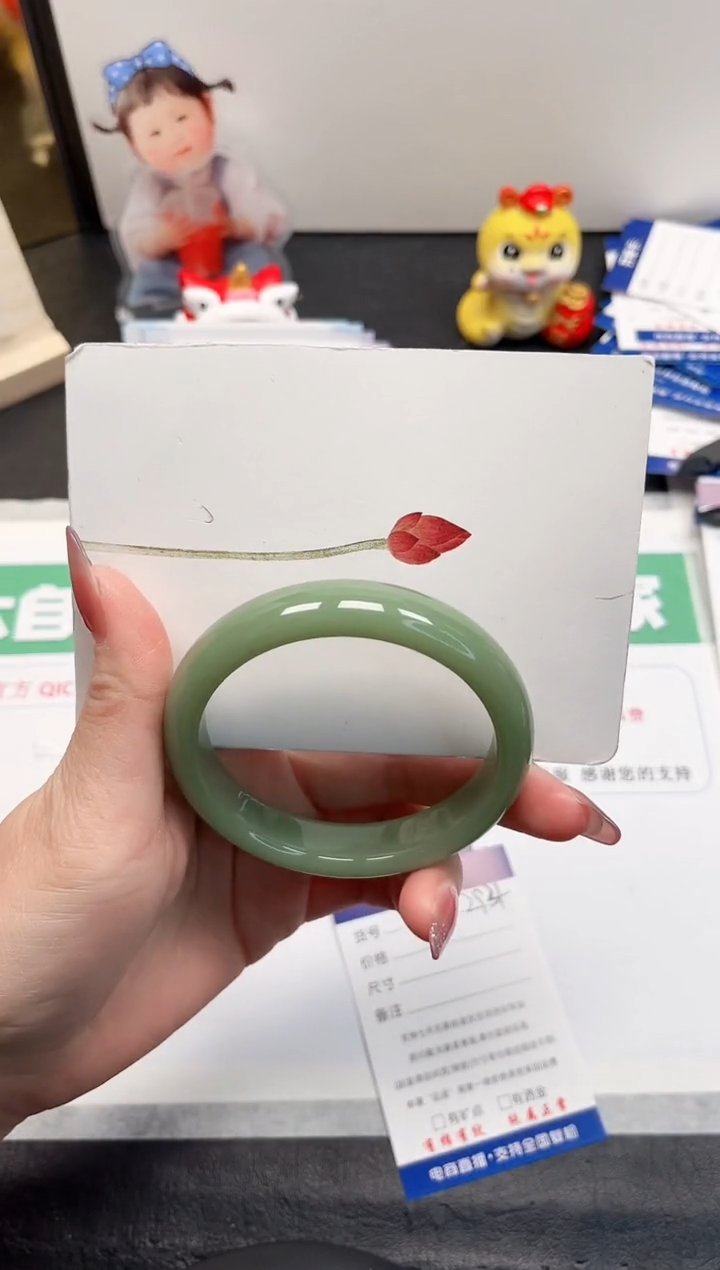 【闪购商品】石英质玉手镯未镶嵌294-59