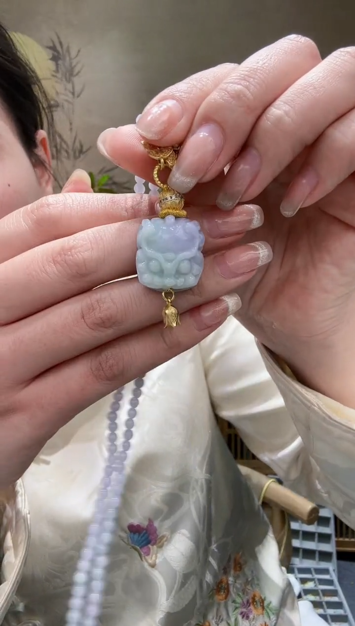 【闪购商品】翡翠颈饰未镶嵌吊坠