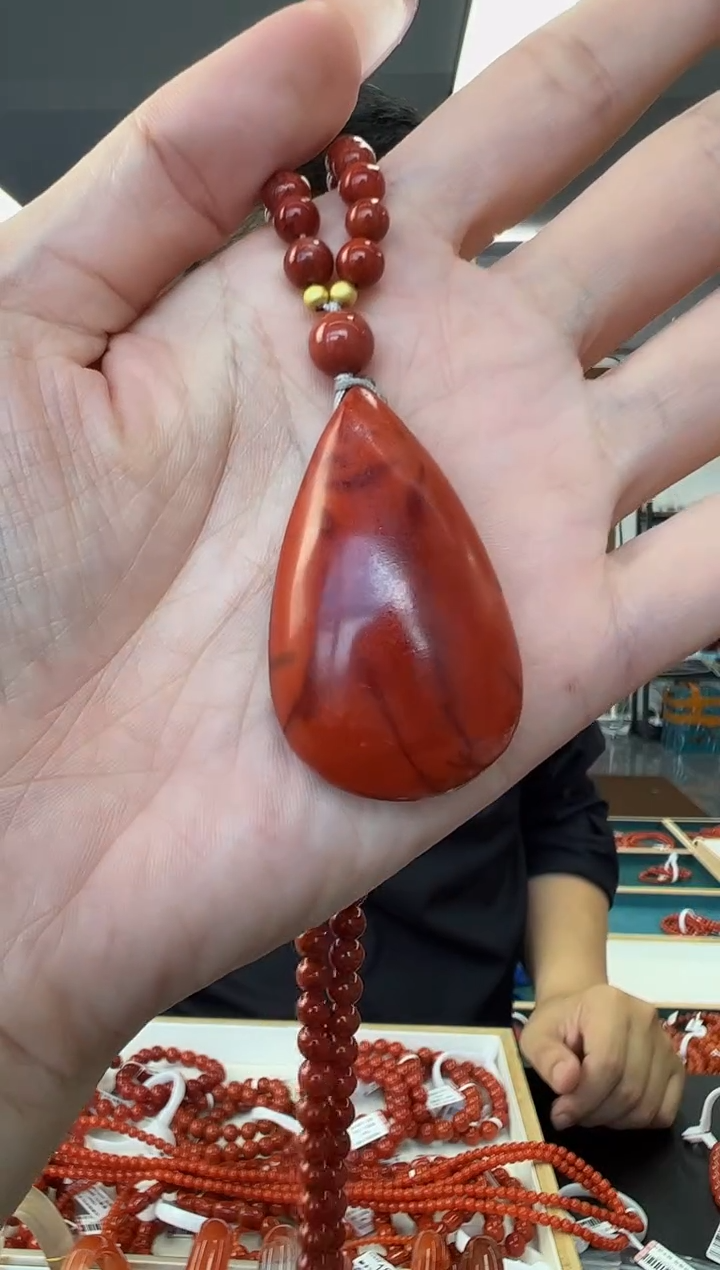 未镶嵌手链南红玛瑙A13南红雕刻件45*25*12mm