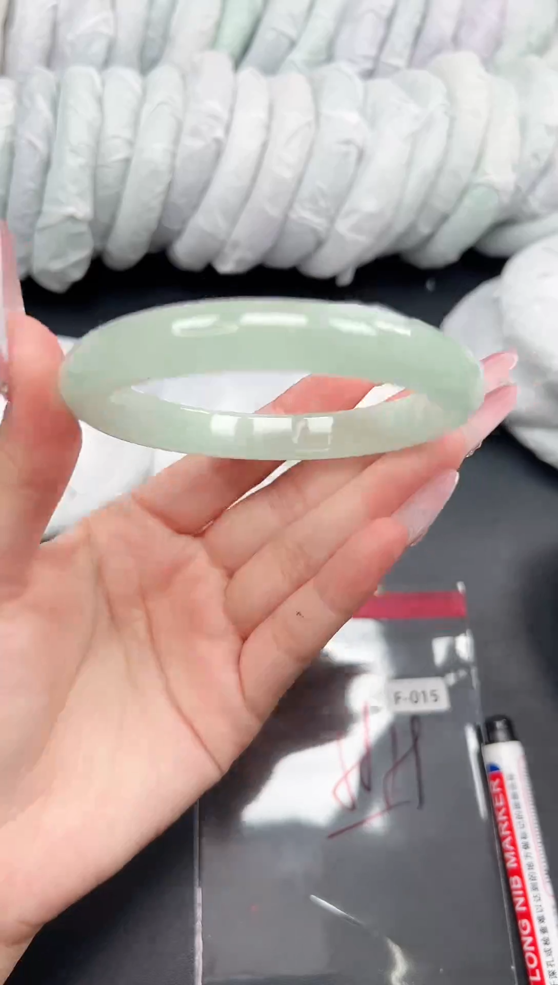 精品手镯，一物一拍F-015