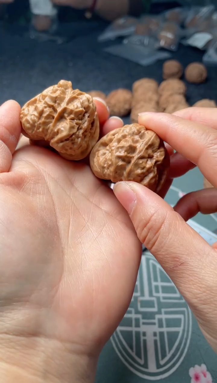 把件文玩核桃w220  蛤蟆头 41尺