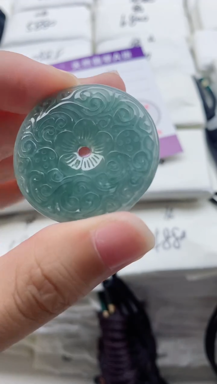 颈饰未镶嵌翡翠8