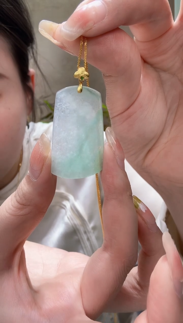 翡翠未镶嵌颈饰吊坠