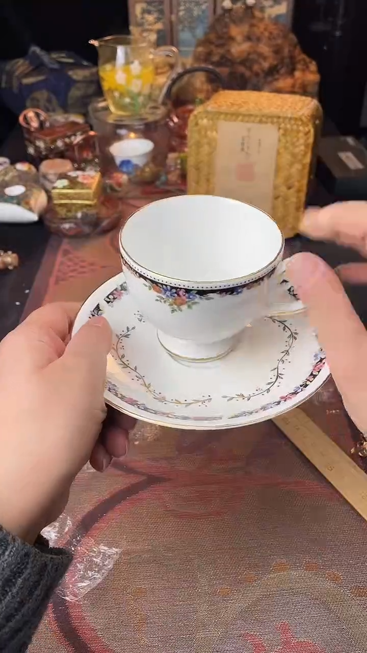 瓷片郭***间散瓷默认微瑕，看清尺寸品相再拍