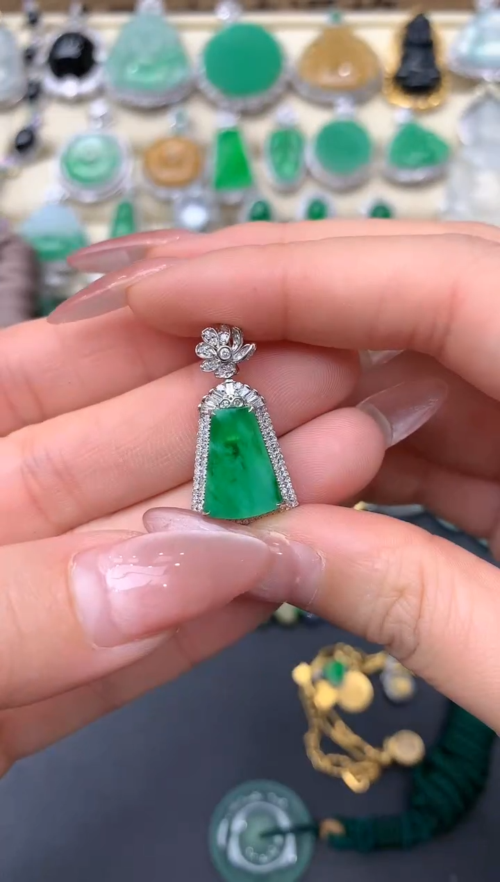 【闪购商品】翡翠颈饰18K金镶嵌186-中国好珍宝