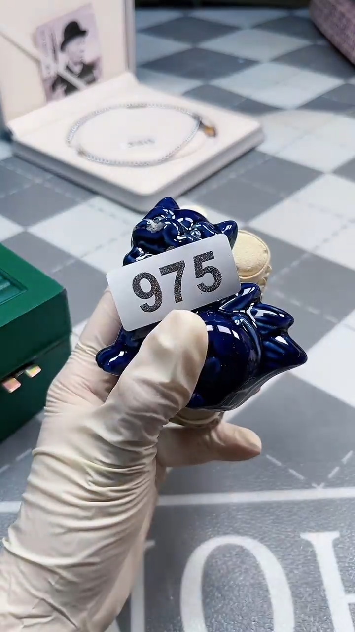 瓷片陶瓷如图所示周边