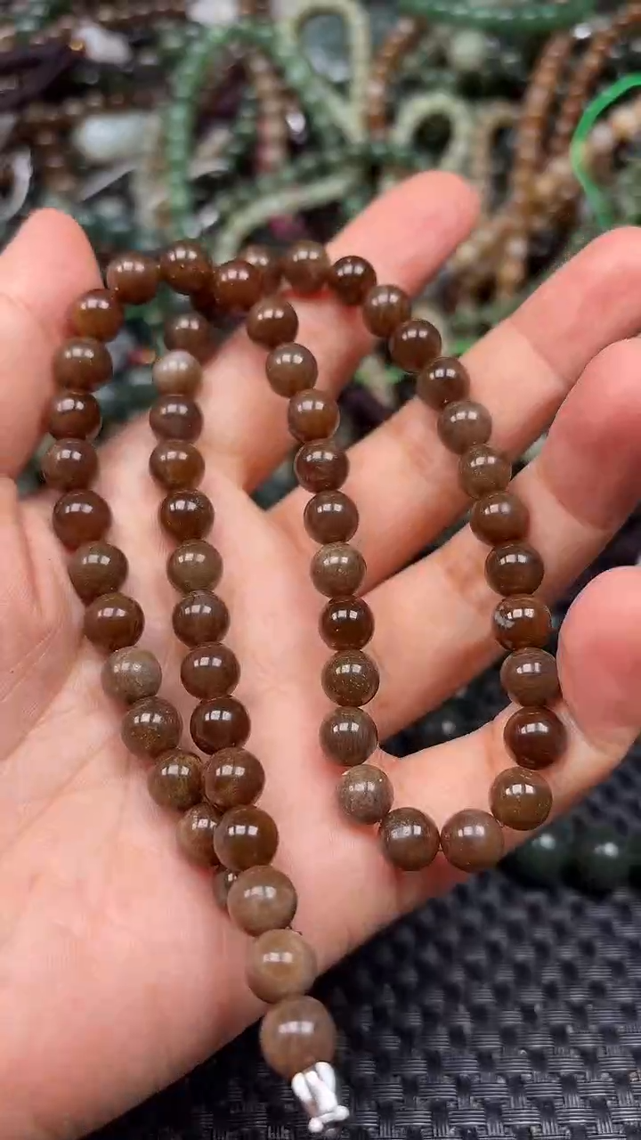 和田玉未镶嵌颈饰1