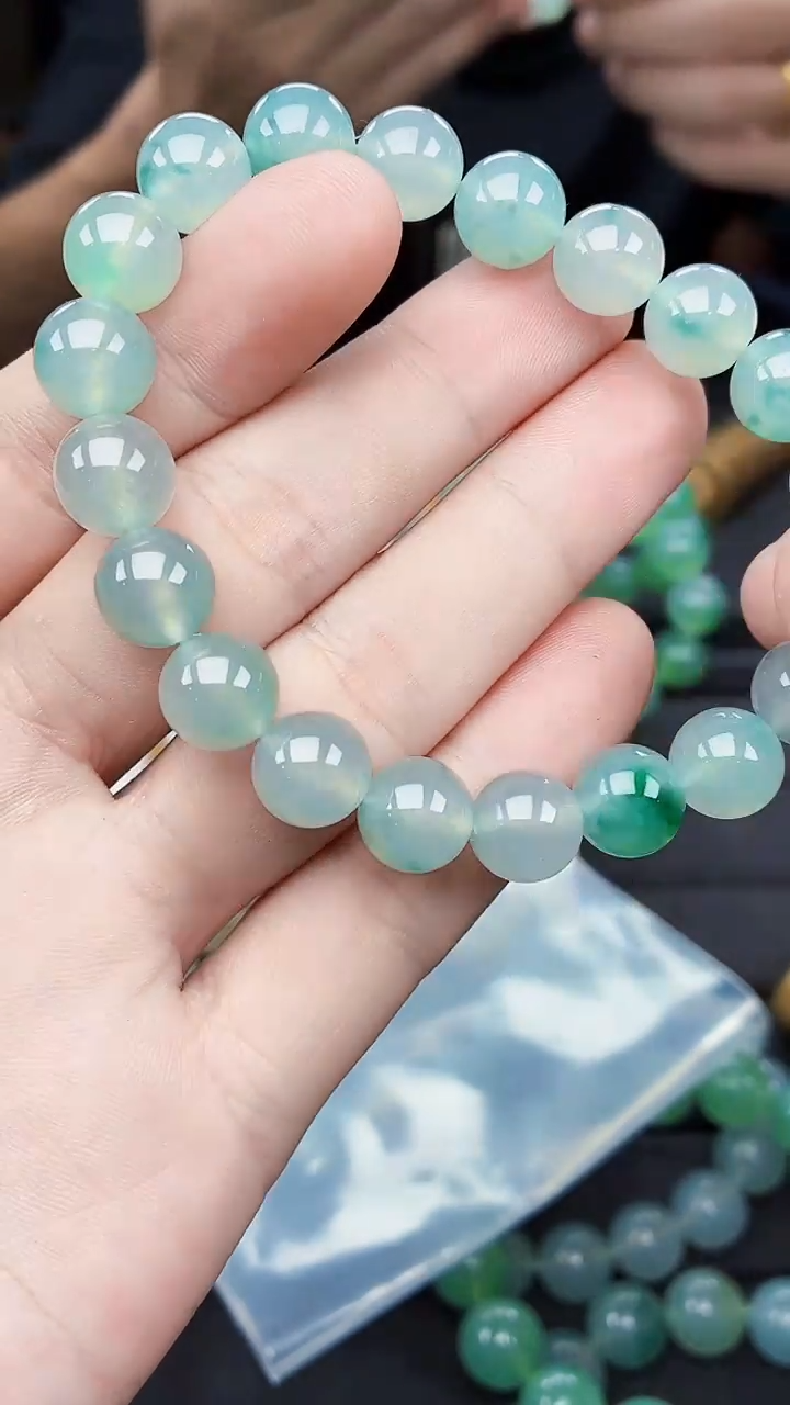 未镶嵌定制翡翠听**?毛货需精细抛光拍一发一（多样性发货）