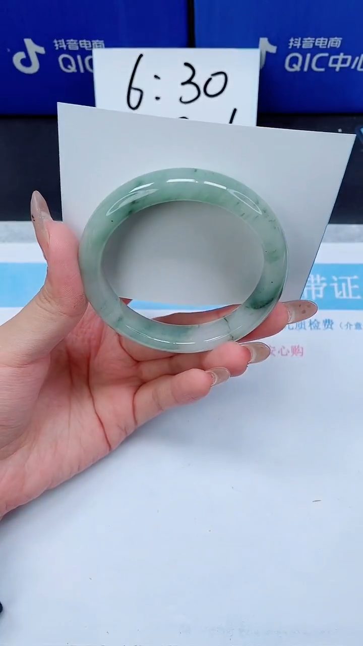 未镶嵌手镯石英质玉A40-59