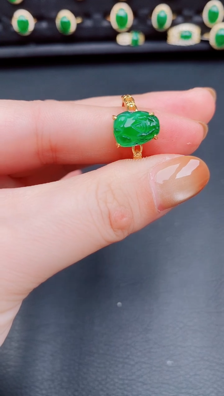 【闪购商品】翡翠戒指银S925镶嵌天然a货翡翠102