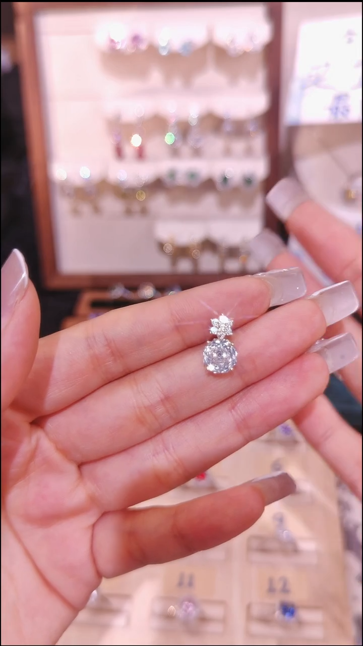 合金无白色耳饰 