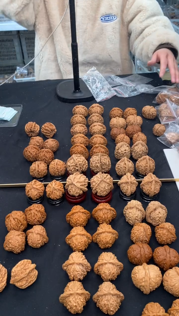 【闪购商品】文玩核桃把件四座楼44/45