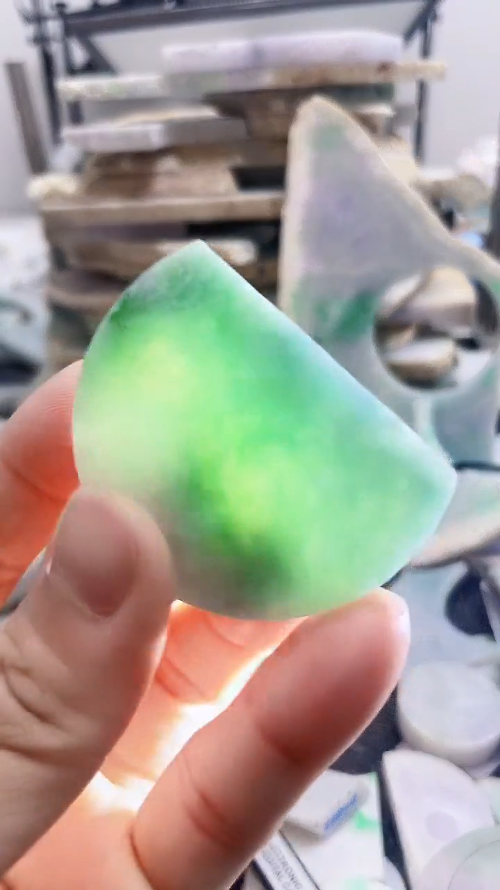 裸石翡翠天然A货翡翠板料