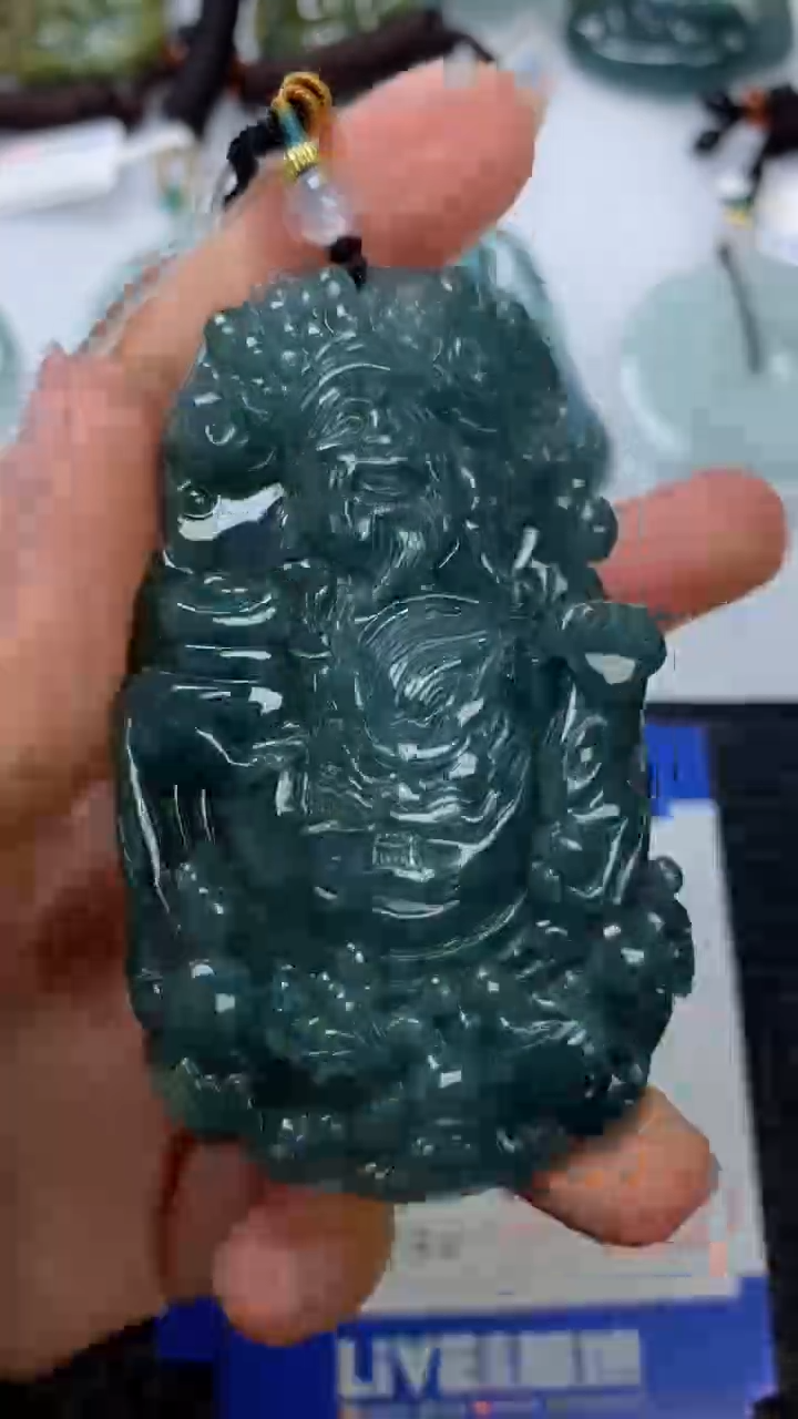 【闪购商品】翡翠颈饰未镶嵌111111111111111111