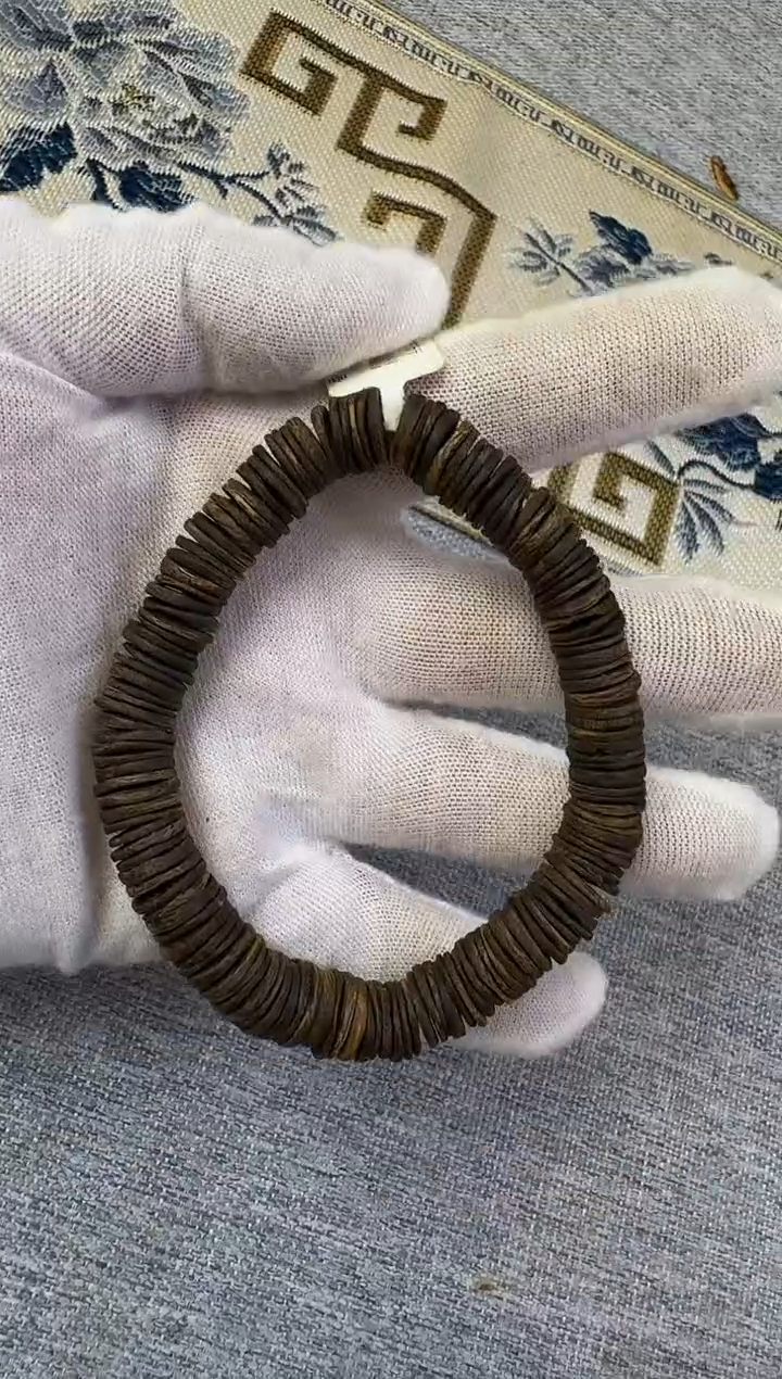 【闪购商品】沉香手串沉水12克+片珠多样性发货一条