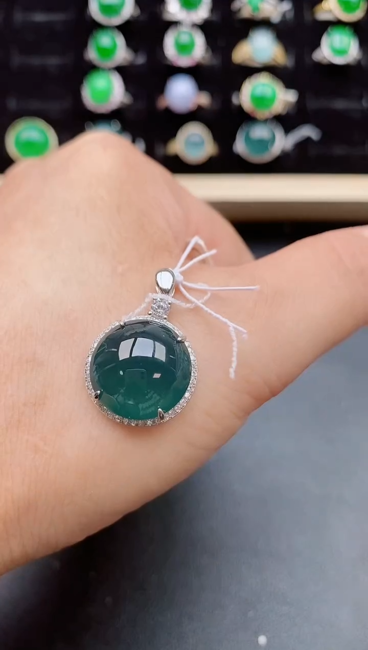 【闪购商品】翡翠吊坠(赠链)银S925镶嵌585005