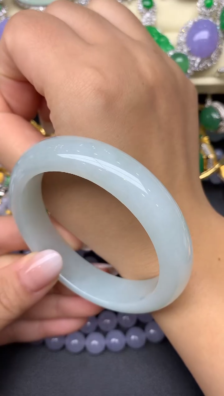 翡翠手镯未镶嵌377-雪姐翡翠天天见