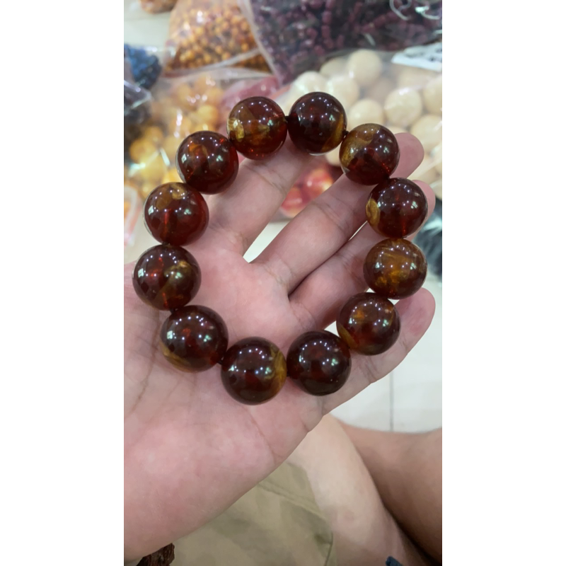 D 739 20茶珀流金金搅蜜手串