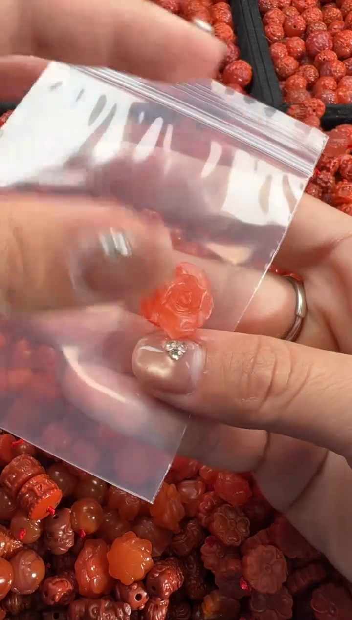 【闪购商品】南红玛瑙未镶嵌吊坠(不含链)2