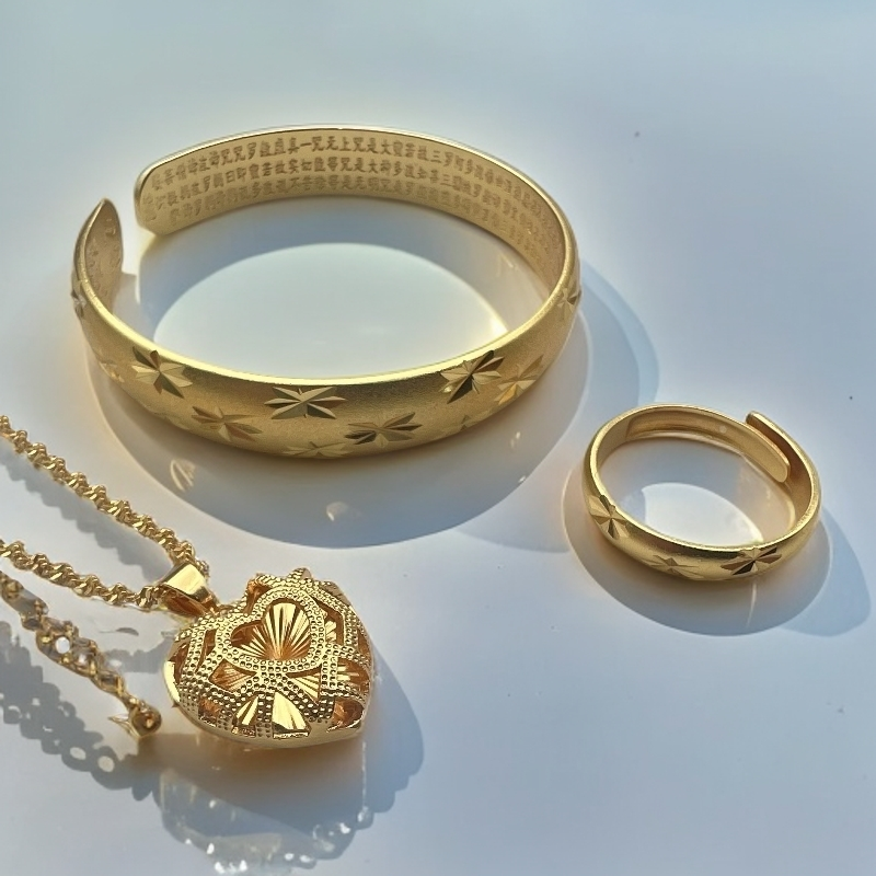 【活动专属】时尚合金套装满天星手镯+吊坠+戒指TZ63933