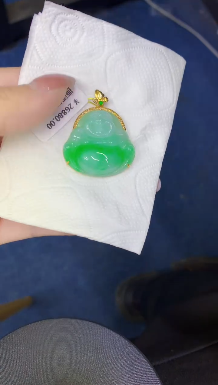 颈饰18K金镶嵌翡翠缅甸天然翡翠A货