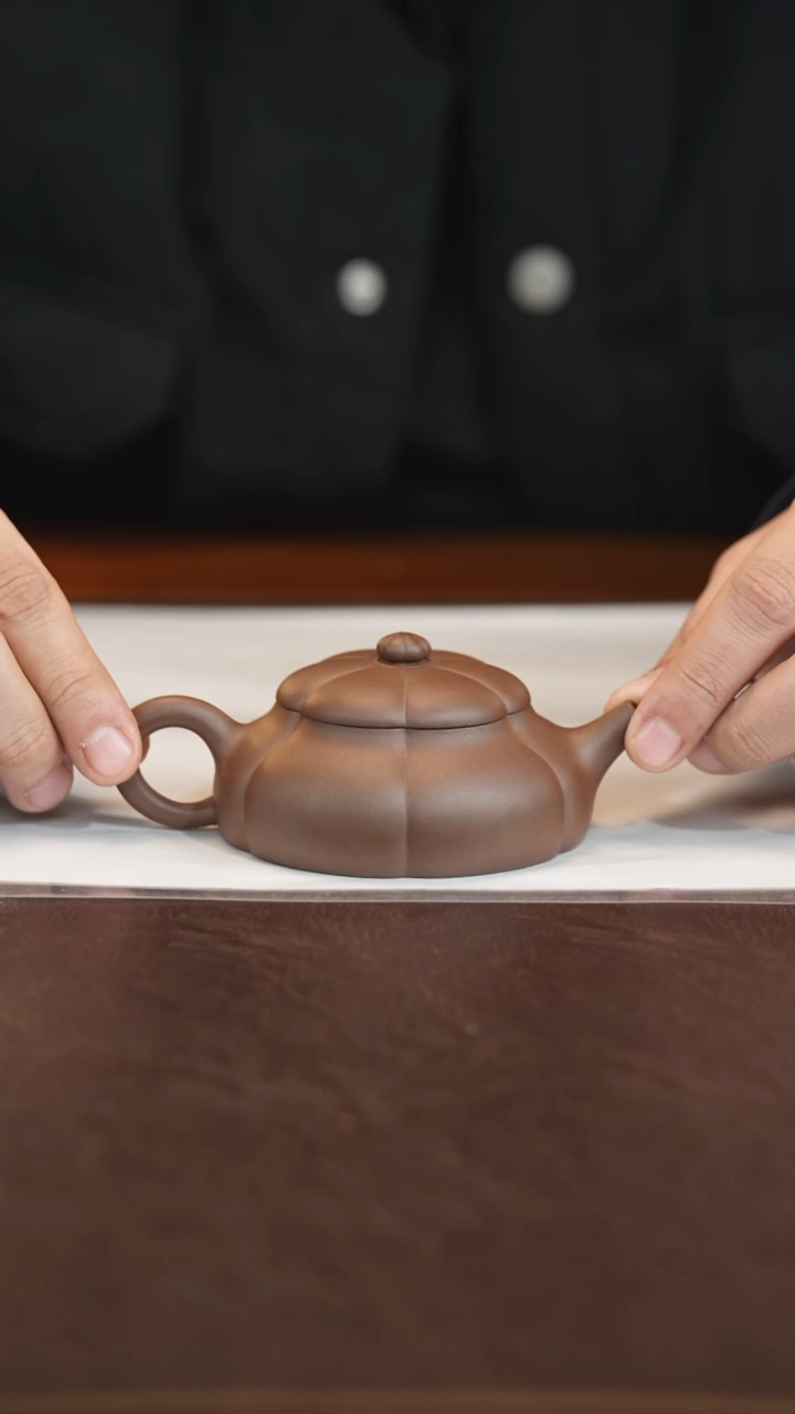 茶壶紫砂筋纹静乐  130cc