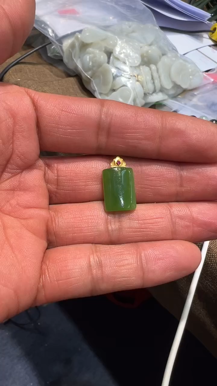 【闪购商品】和田玉吊坠未镶嵌和田玉吊坠多样性发货拍一发一