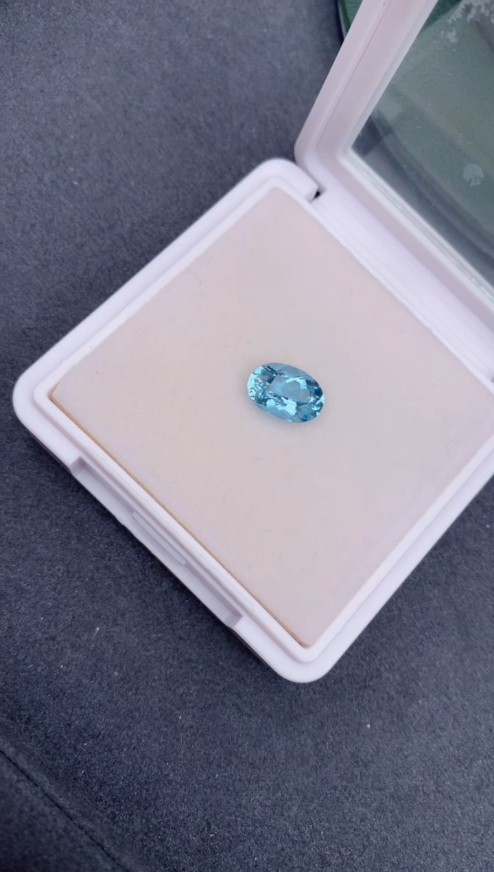 【闪购商品】海蓝宝石裸石未镶嵌2.3ct海蓝宝