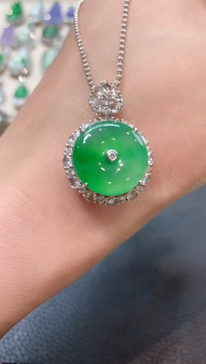 翡翠18K金镶嵌吊坠(不含链)n53春日珠宝