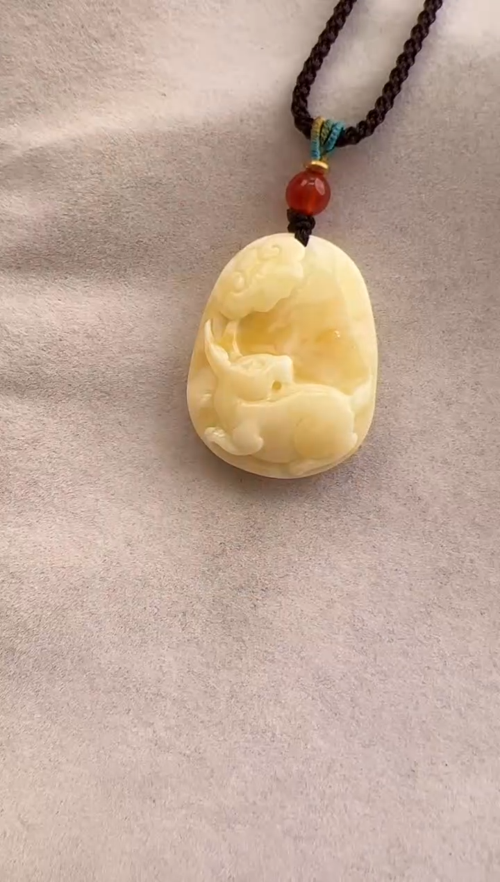 【闪购商品】琥珀裸石未镶嵌10210294-吊坠