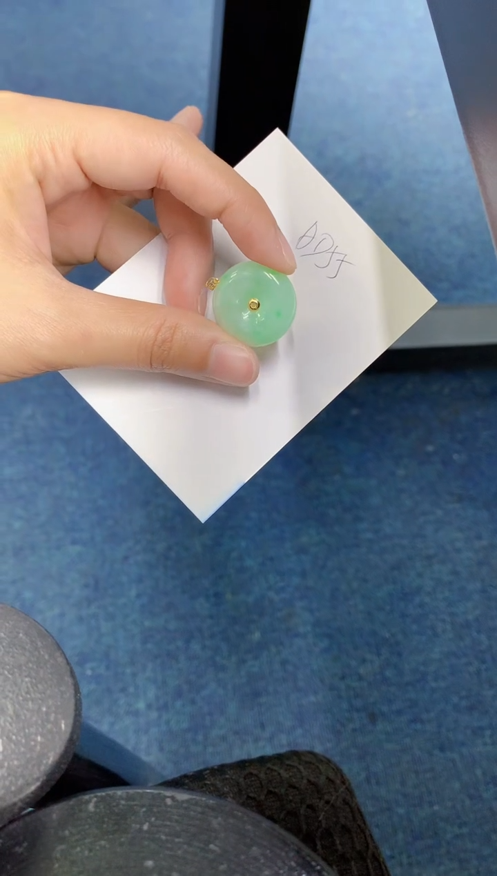 【闪购商品】翡翠颈饰18K金镶嵌000000000