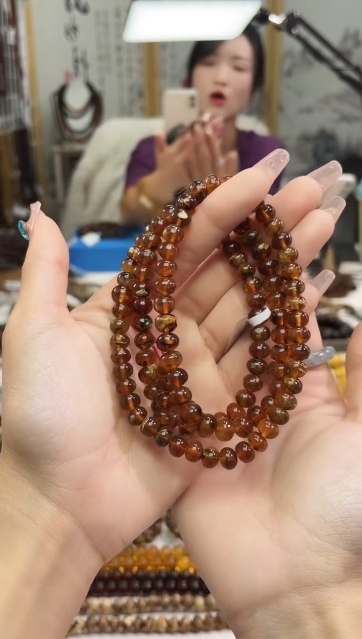 【闪购商品】琥珀裸石未镶嵌7血蜡妖花108