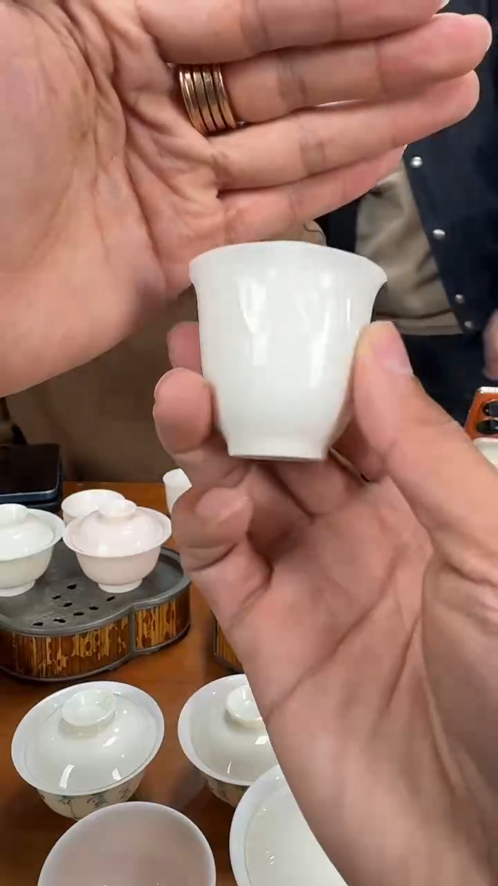 【闪购商品】瓷片1111111@@HJP173