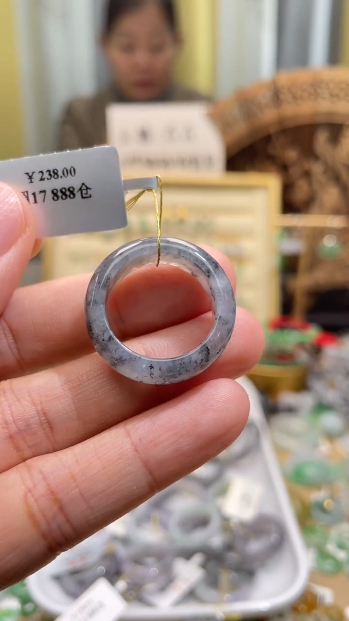 颈饰未镶嵌翡翠礼*圈17