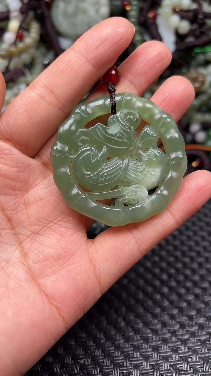 【闪购商品】和田玉颈饰未镶嵌1