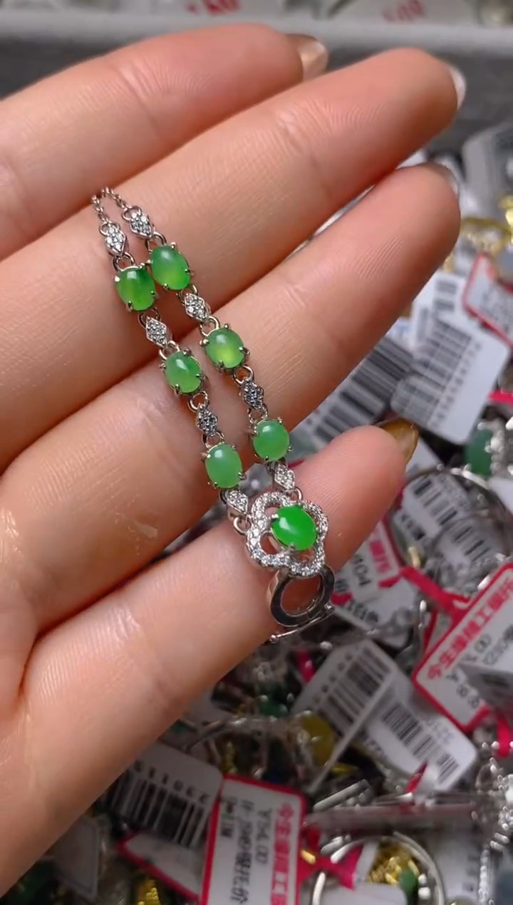 银S925镶嵌戒指翡翠百内无证书