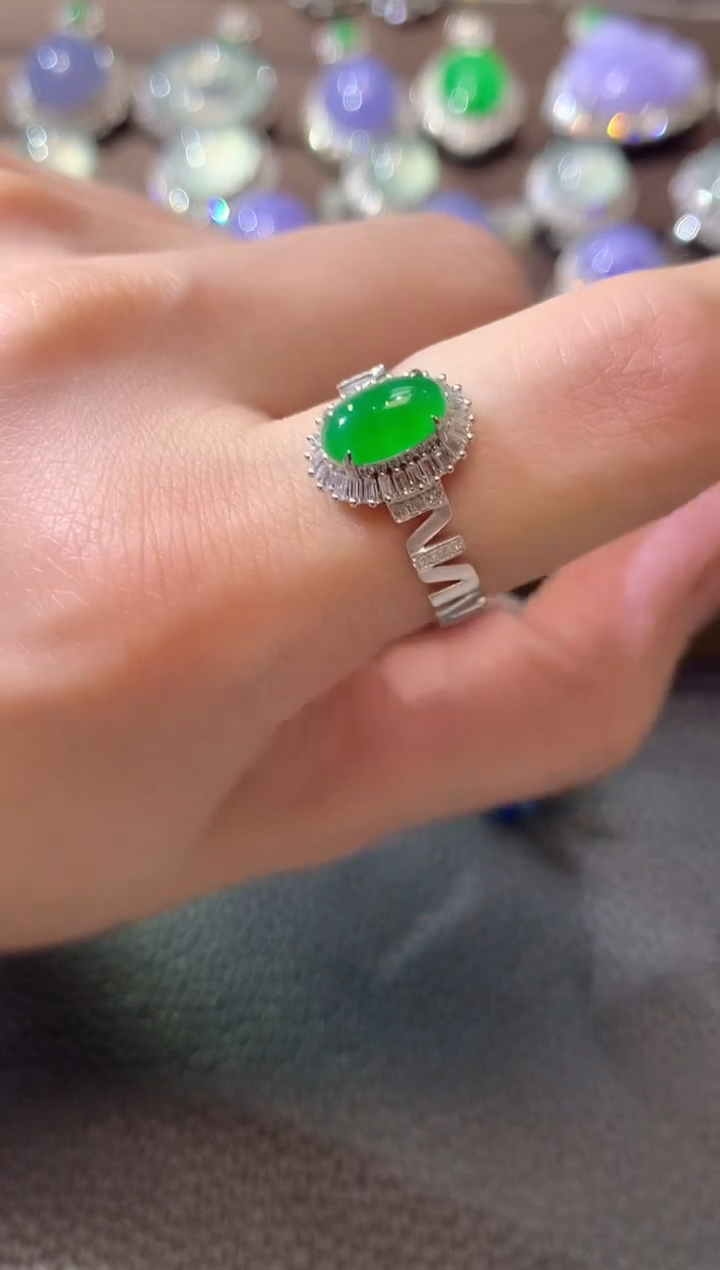 【闪购商品】翡翠戒指18K金镶嵌A33翡翠