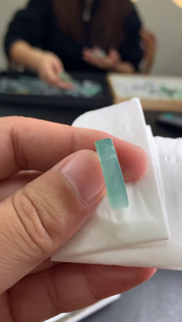 【闪购商品】定制翡翠未镶嵌翡翠