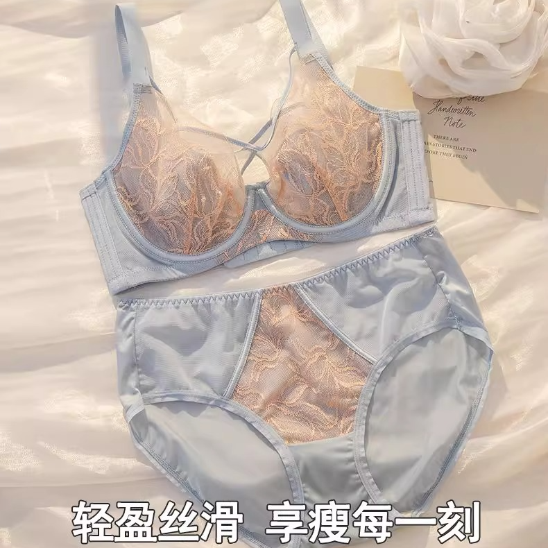 内衣女蕾丝细肩带超薄款软钢圈文胸夏季美背防下垂兔耳朵胸罩套装